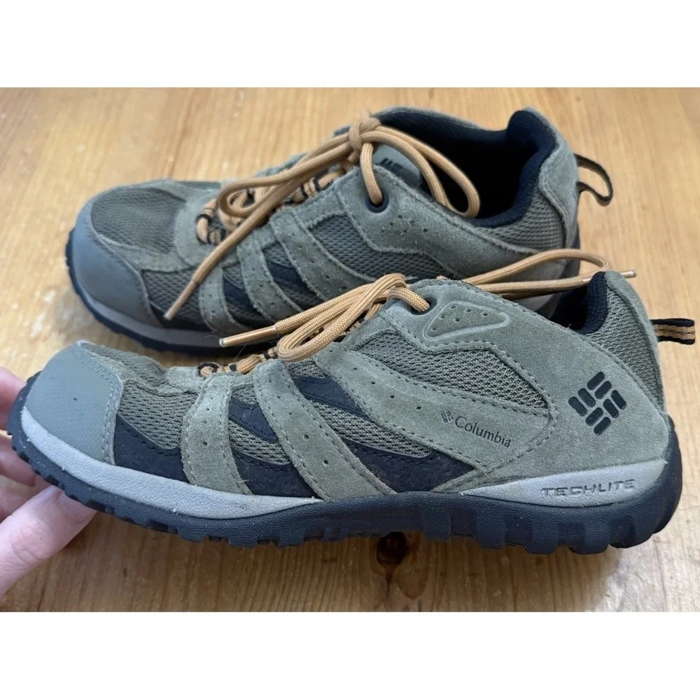 Columbia Youth Hiking Shoes‎ BY0710 -397 Kids Waterproof Shoes Size 4 Redmond